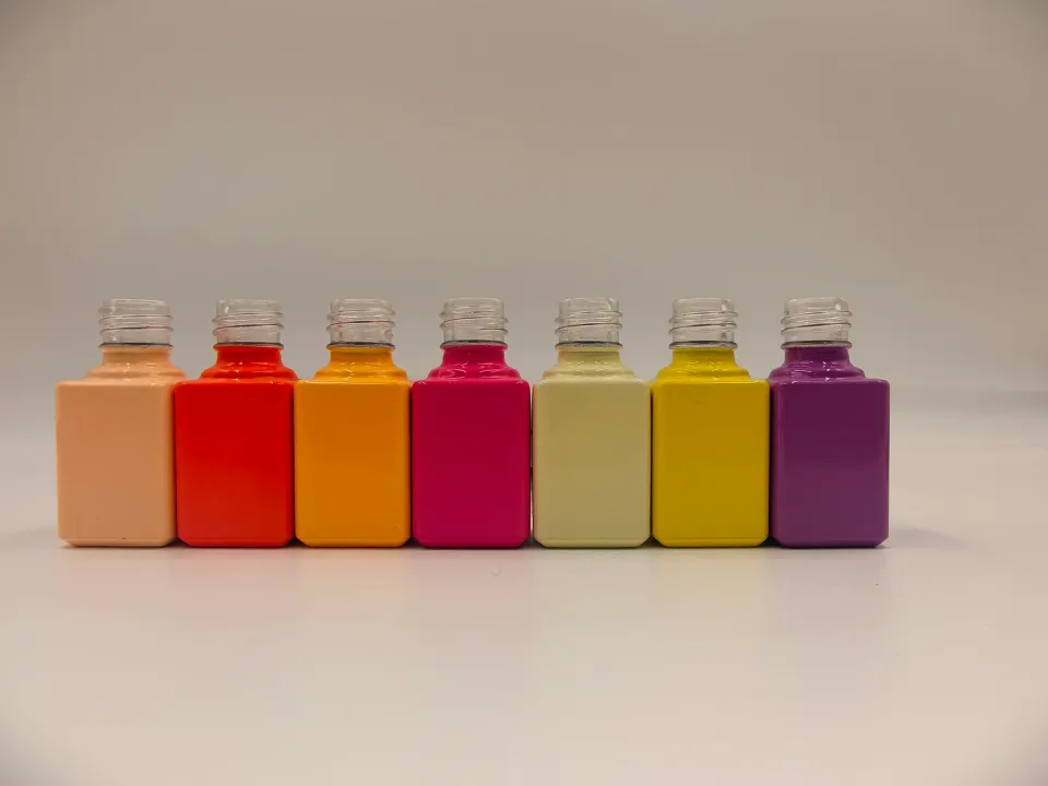Original multicolor coating sample bottles
